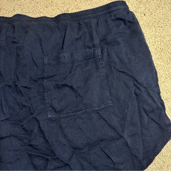 Universal thread black pull on shirt with drawstring waist, size 4X - Picture 3 of 6